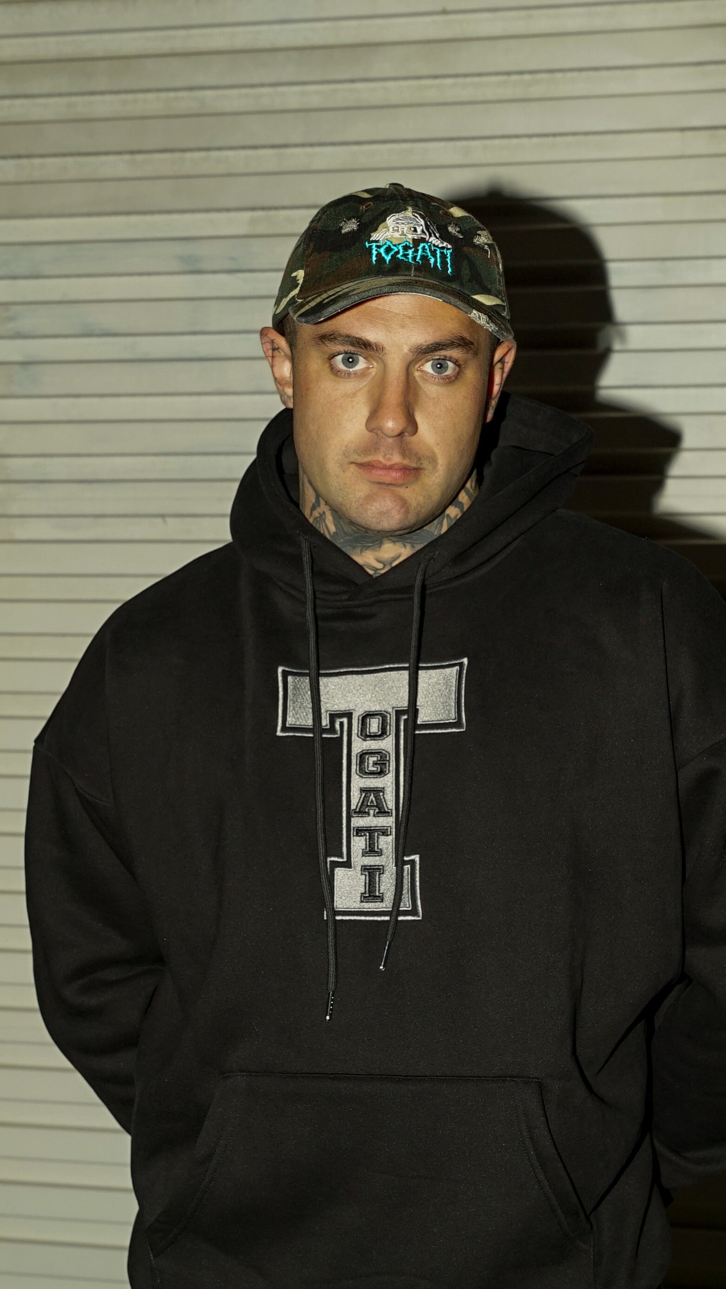 V.2 College Pullover