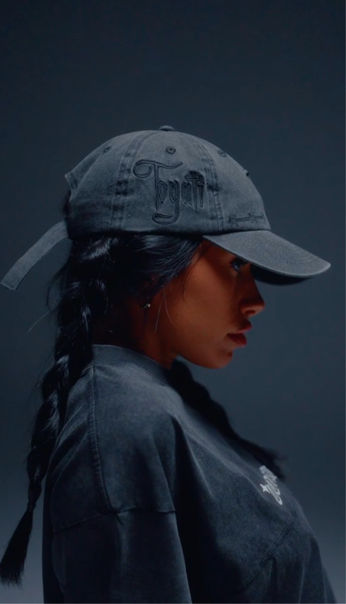 Stone Wash Strap back