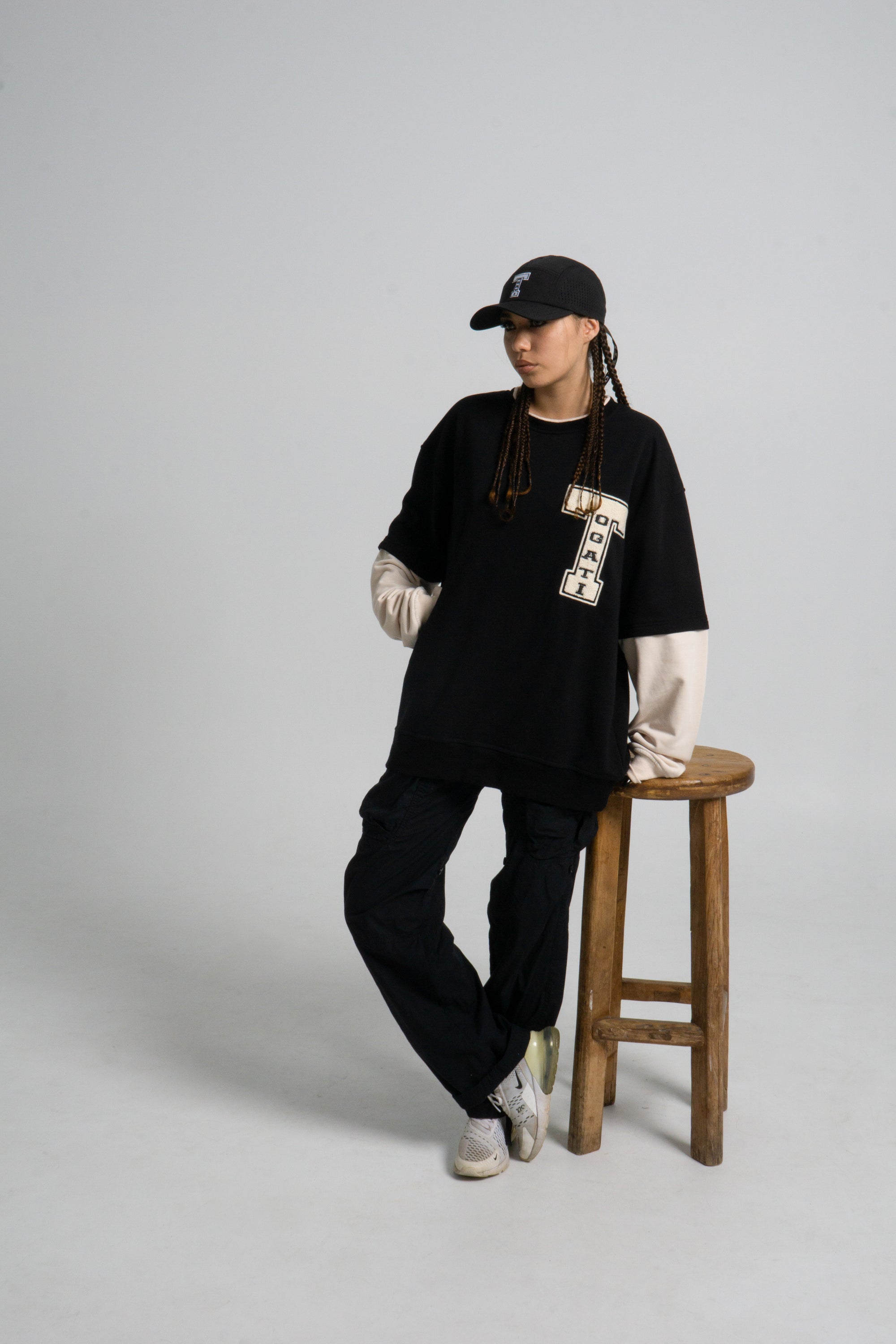 Black & Beige colour block crewneck